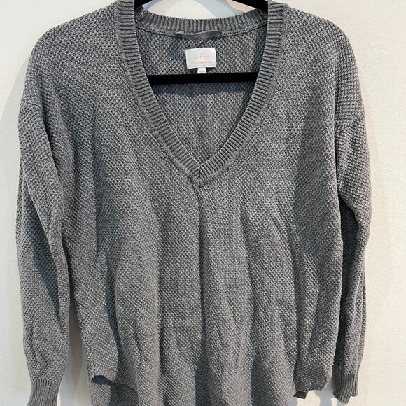 Grey Wilfred V neck sweater size small - Picture 1 of 3